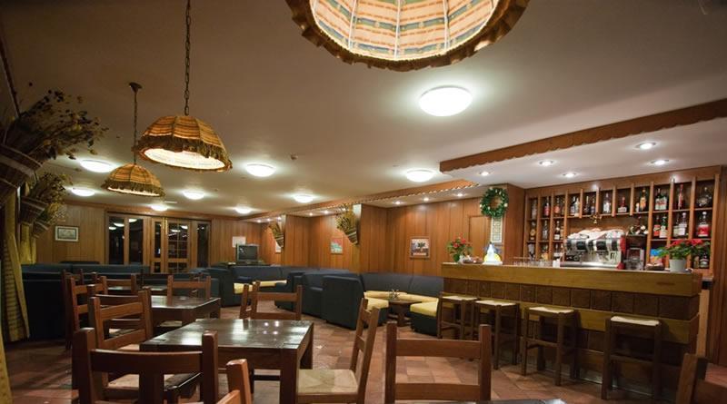 Hotel Ski Club I Cavalieri Rta Sestriere Exterior photo